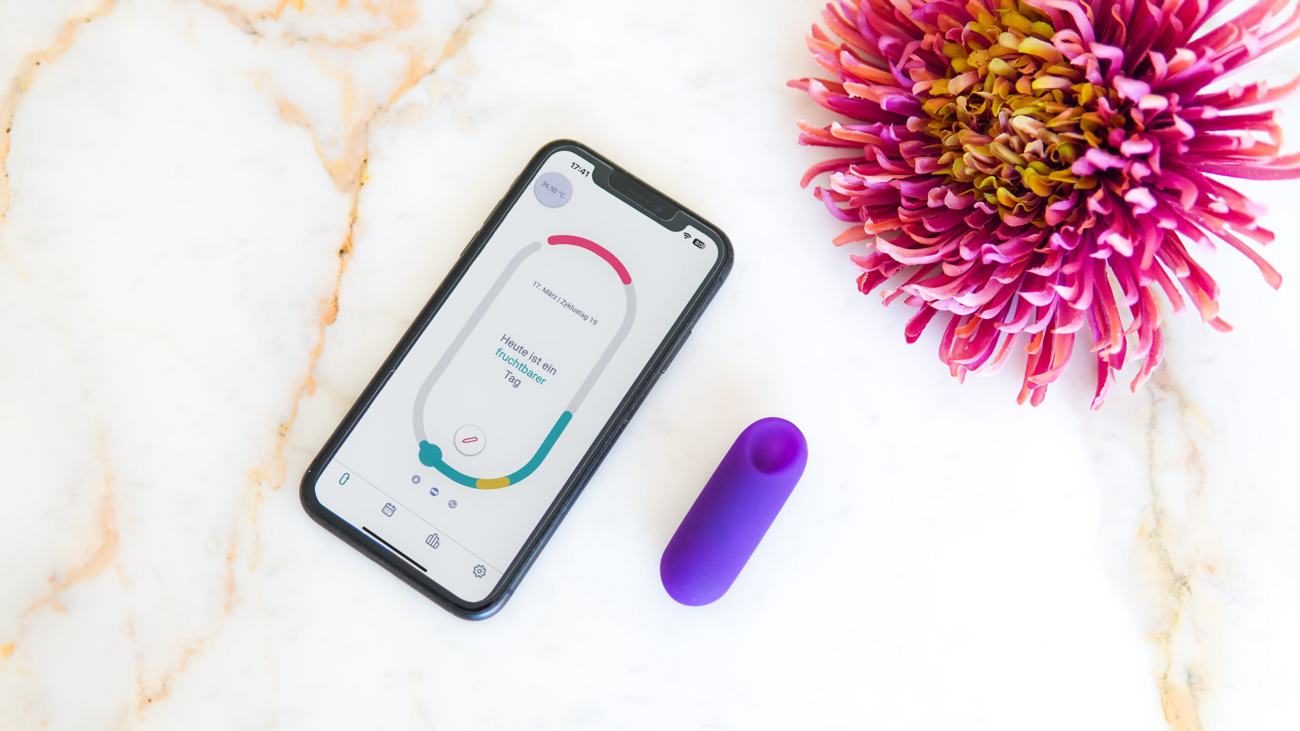 trackle Sensor & App mit Blume